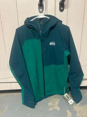 REI Two-Tone Malachite/Dark Cove Hooded Waterproof Jacket